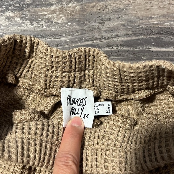 Shorts - Picture 2 of 2